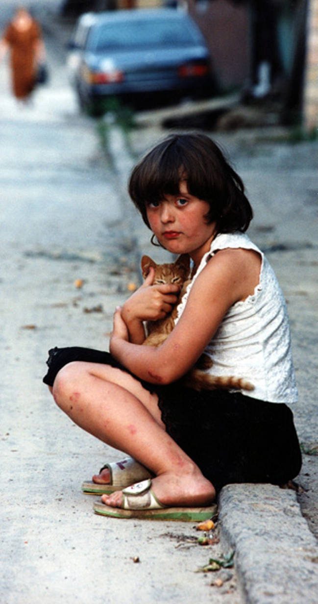 homeless_russian_girl_with_cat_by_ihk_d29rst9-pre